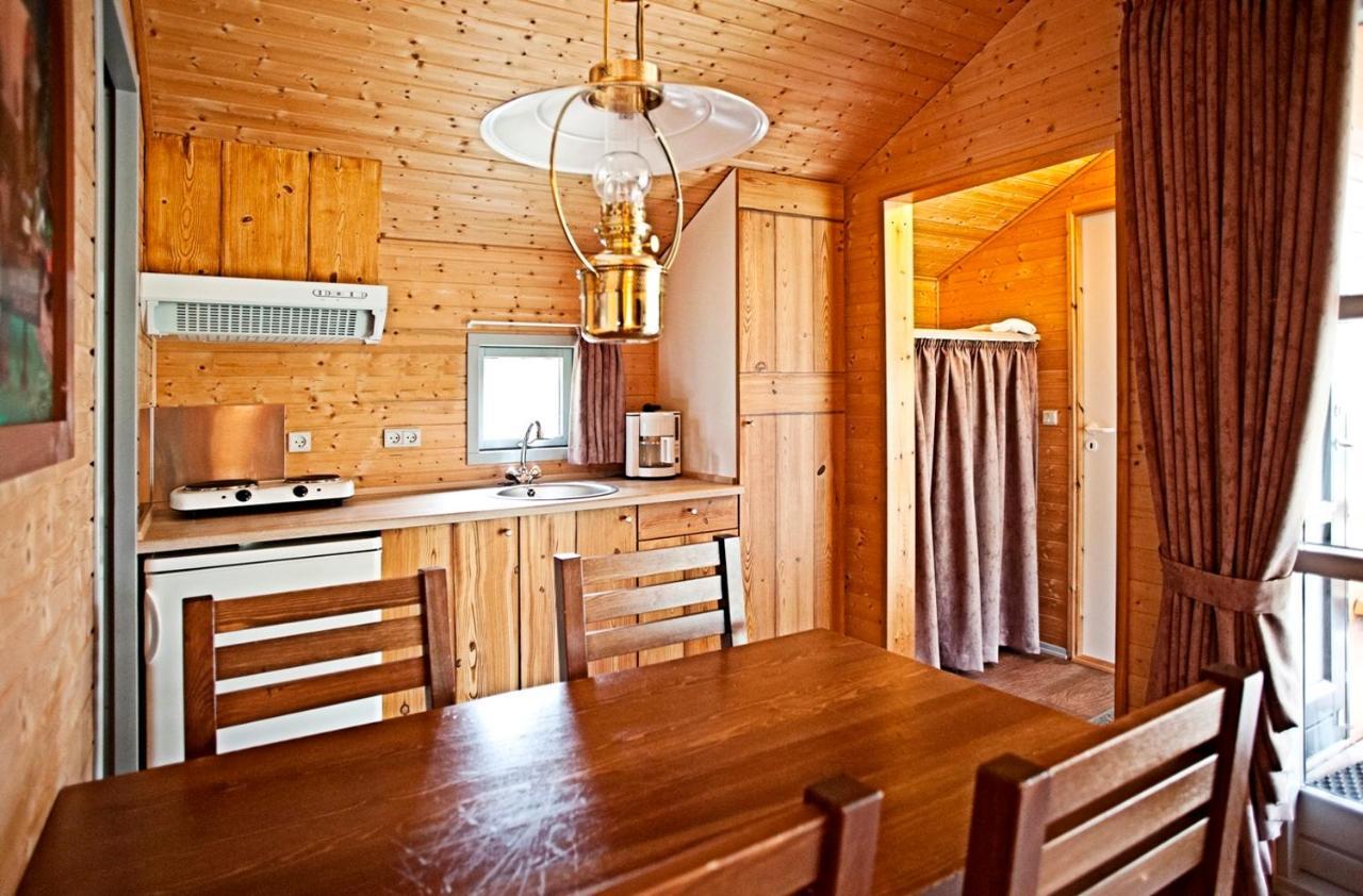 בילונד Legoland Wild West Cabins מראה חיצוני תמונה